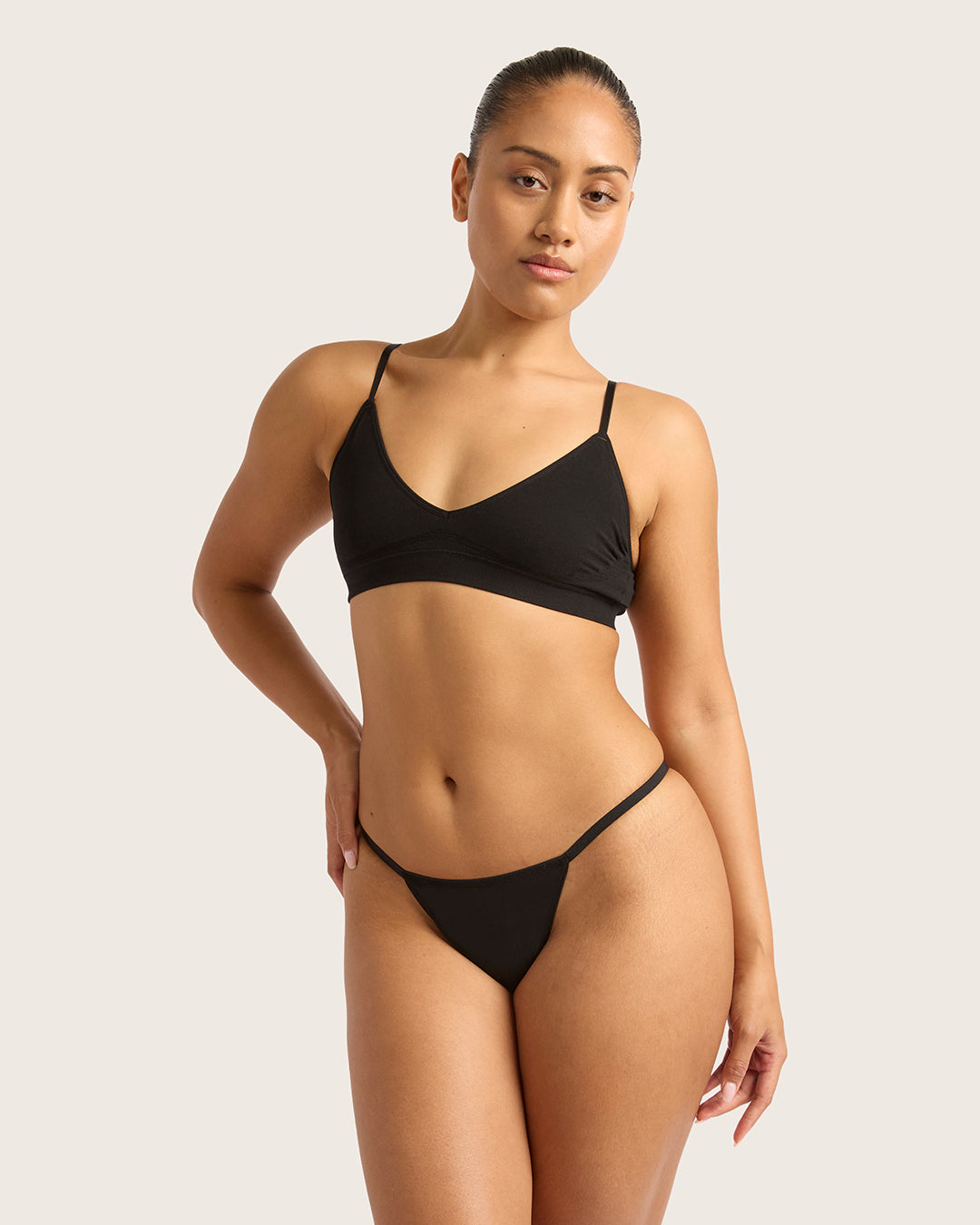 LYOLYTE Thin G-String - Black