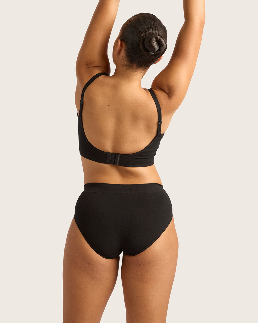Wireless Low Back Bra - Black