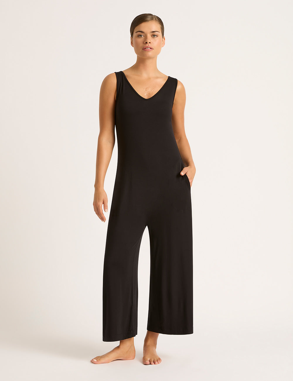 B10911_BLACK_Long Jumpsuit_1_v2.jpg