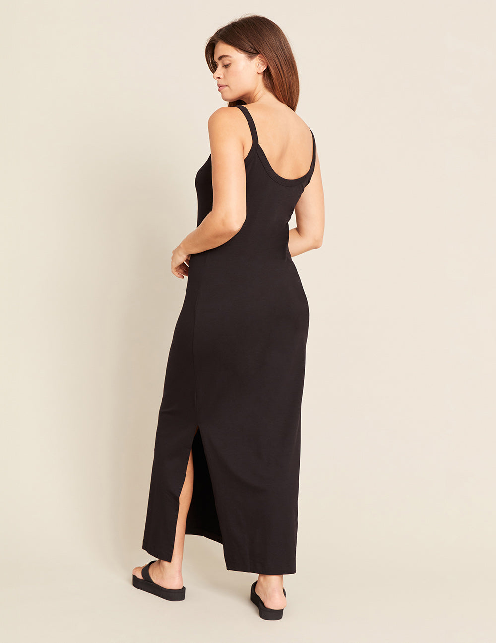 B10974_BLACK_V-Neck Slip Dress_4.jpg