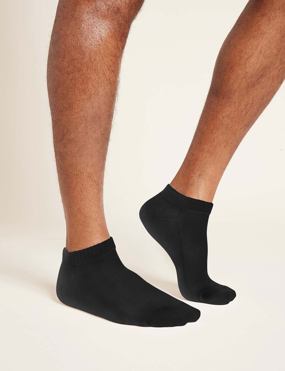 Men_s-Low-Cut-Cushioned-Sneaker-Socks-Black-Side.jpg