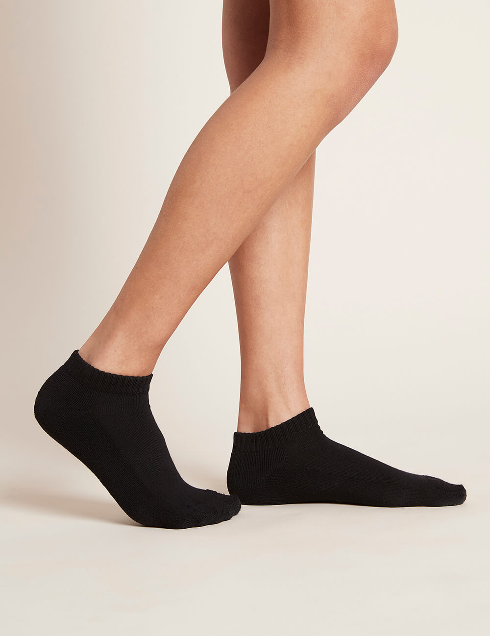 Women_s-Low-Cut-Cushioned-Sneaker-Socks-Black-Side.jpg