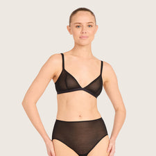 Model's Headshot - Elly Kathryn