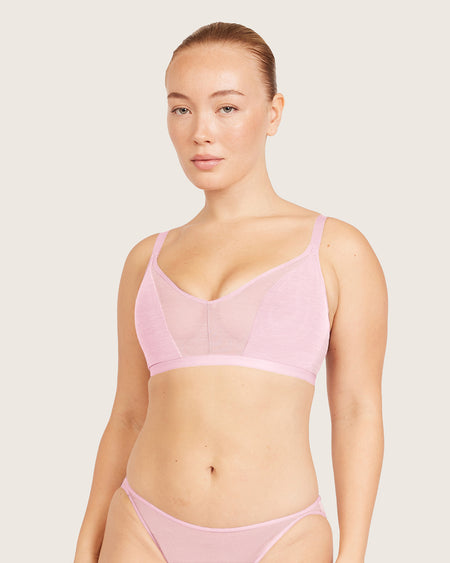 Model's Photo - 