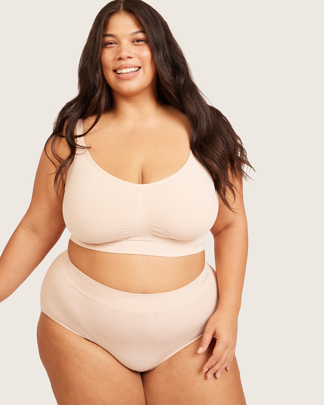 Full Bust Wireless Bra - Shell