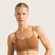 Model's Headshot - Alisa Pensola