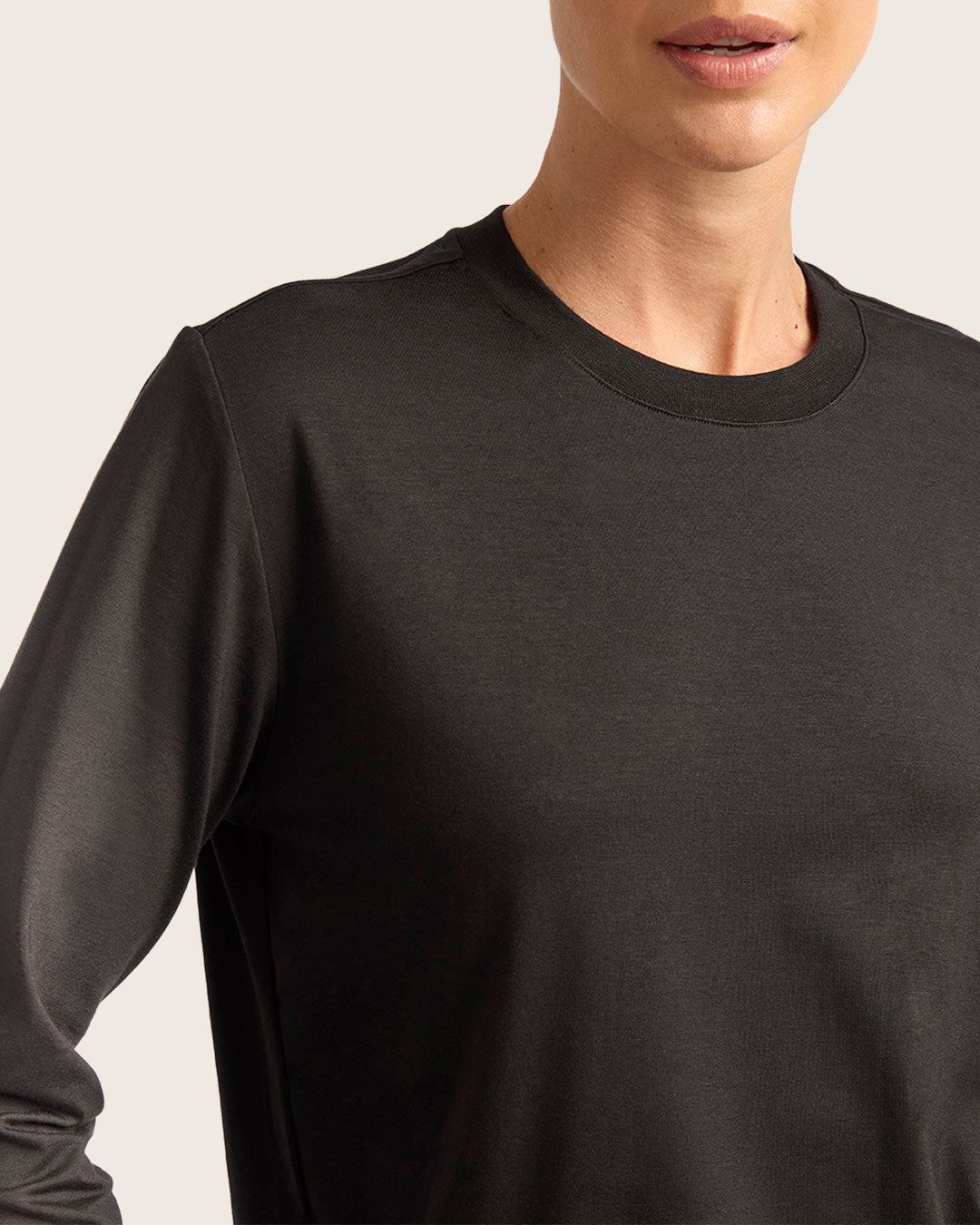 Women's Classic Long Sleeve T-Shirt - Black