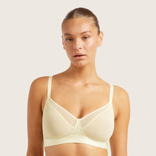 Model's Headshot - Jayde Pollard